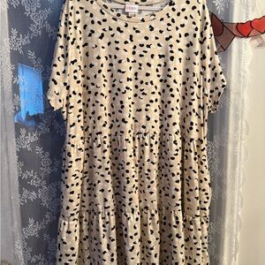 LuLaRoe Cream and Black Dolman Sleeve Sundress